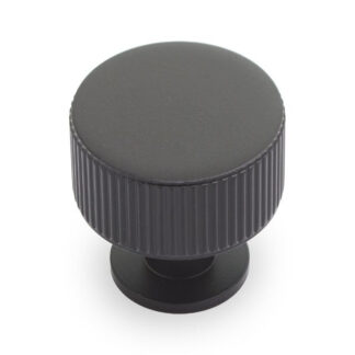 Castella Ridge 30mm Knob Matte Black