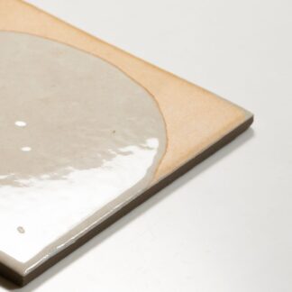 Sample of Soluna Arc White Porcelain Tile 150 x 150mm
